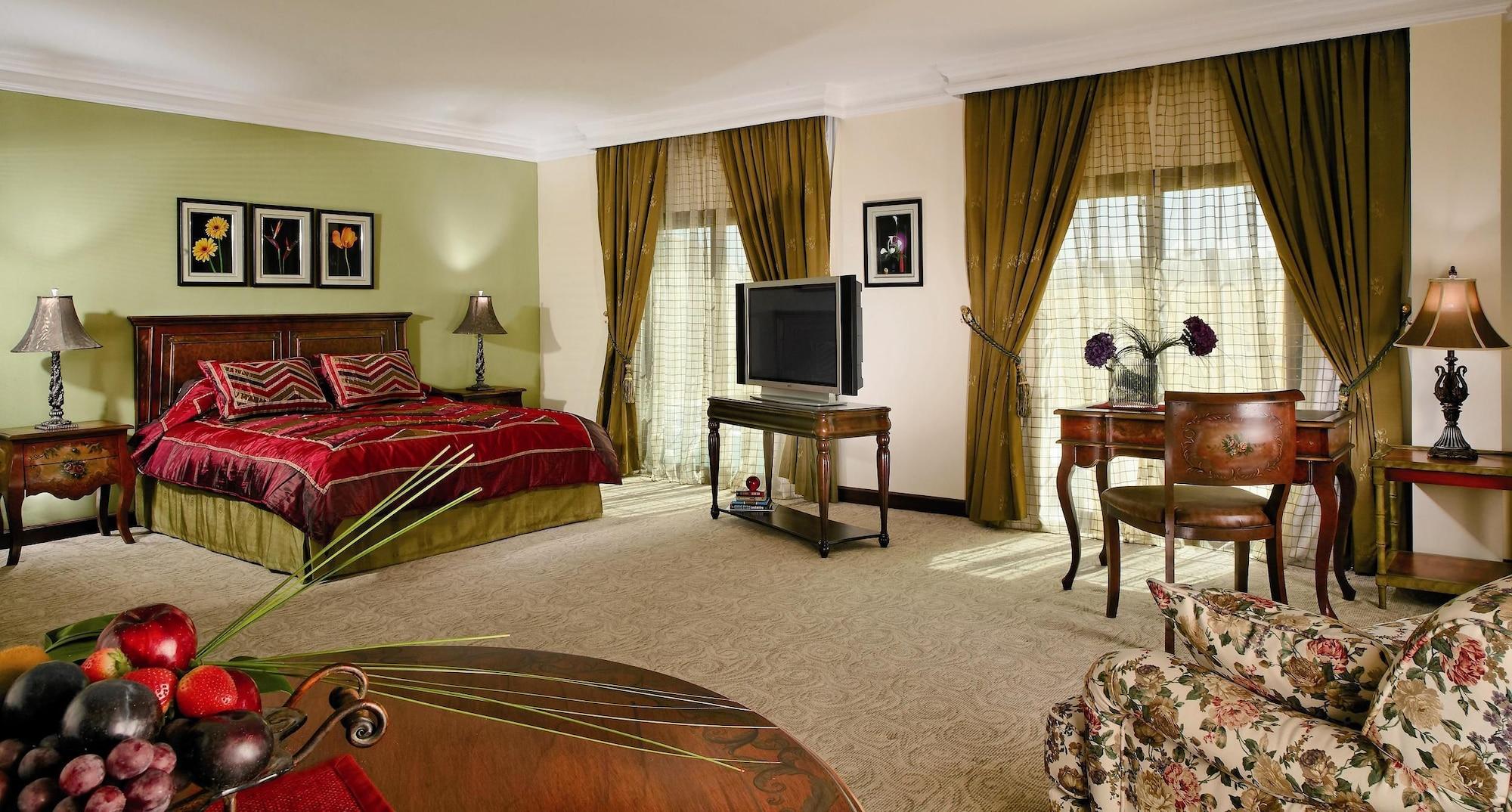 The Convention Center & Royal Suites Hotel Кувейт Экстерьер фото